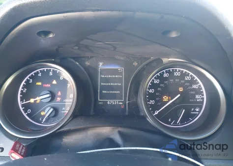 2021 Toyota Camry Se z USA, uszkodzony, nr VIN 4T1G11AK0MU467947